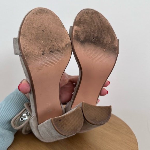 Steve Madden Suede Beige Block Heels - Picture 6 of 6